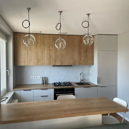 Cozy Urban Retreat With Self Check-In And Netflix Apartment Panevezys Exterior photo