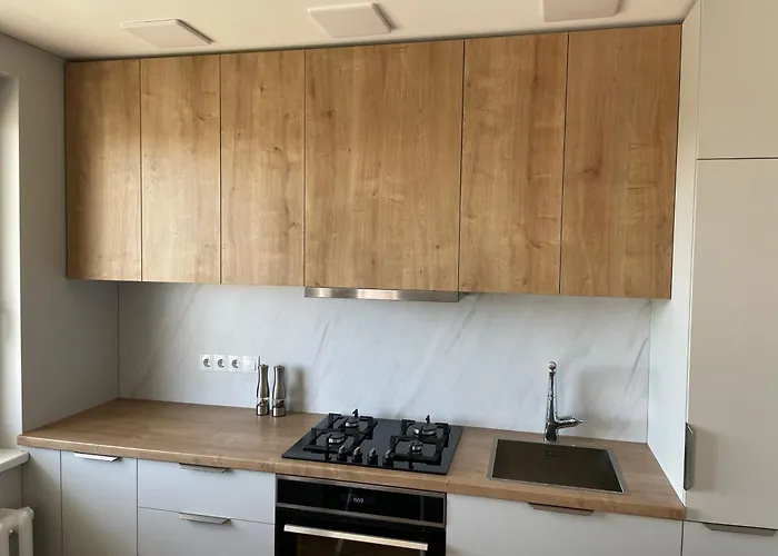 Cozy Urban Retreat With Self Check-In And Netflix